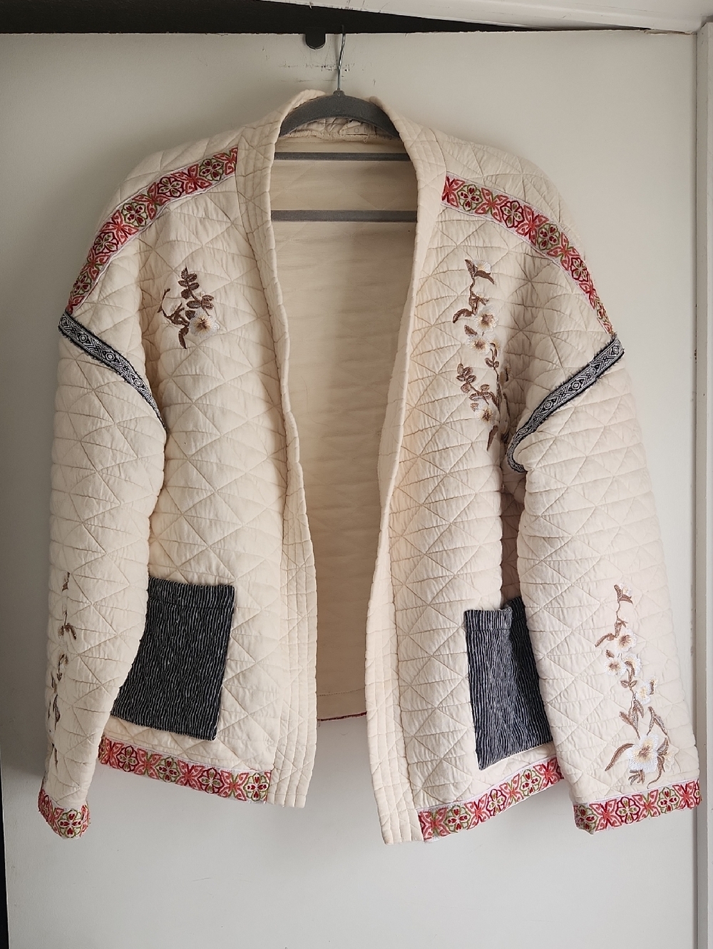 POL Cream Quilted Embroidered Open-Front Sweater Jacket with Red Trim